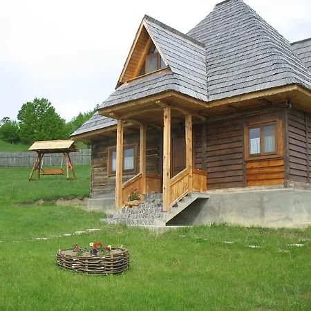 Holiday home Casele De Vacanta Luca & Vicentiu